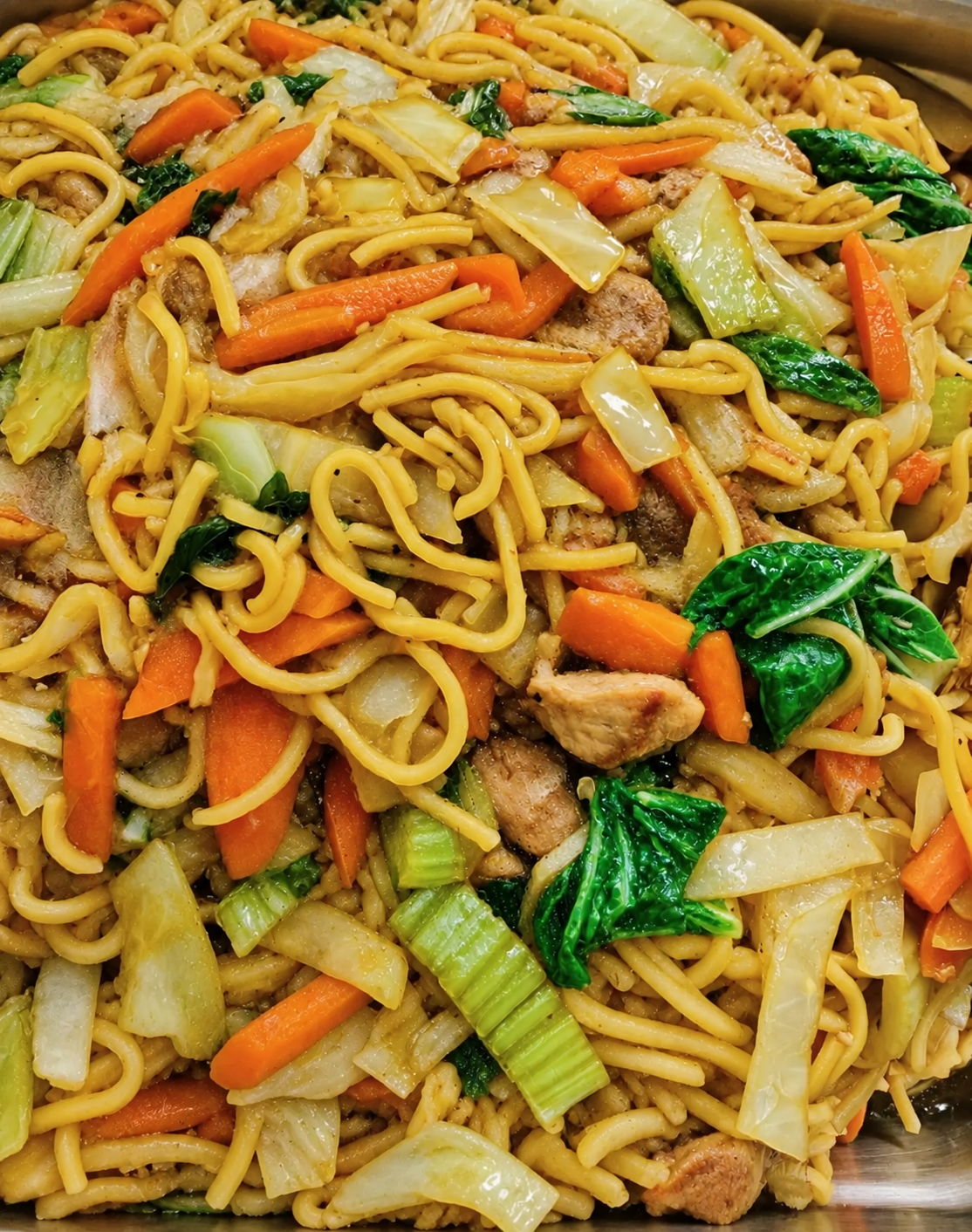 Pancit noodles with vegetables